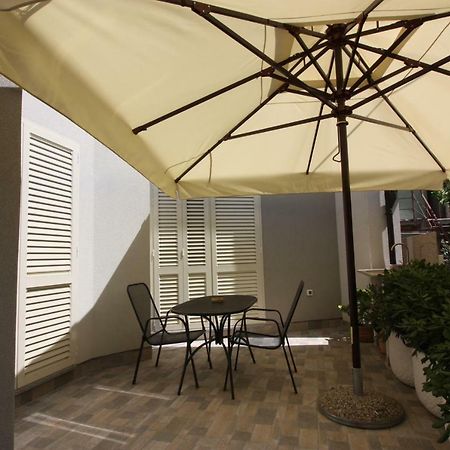 שיבניק Aurora Apartments מראה חיצוני תמונה