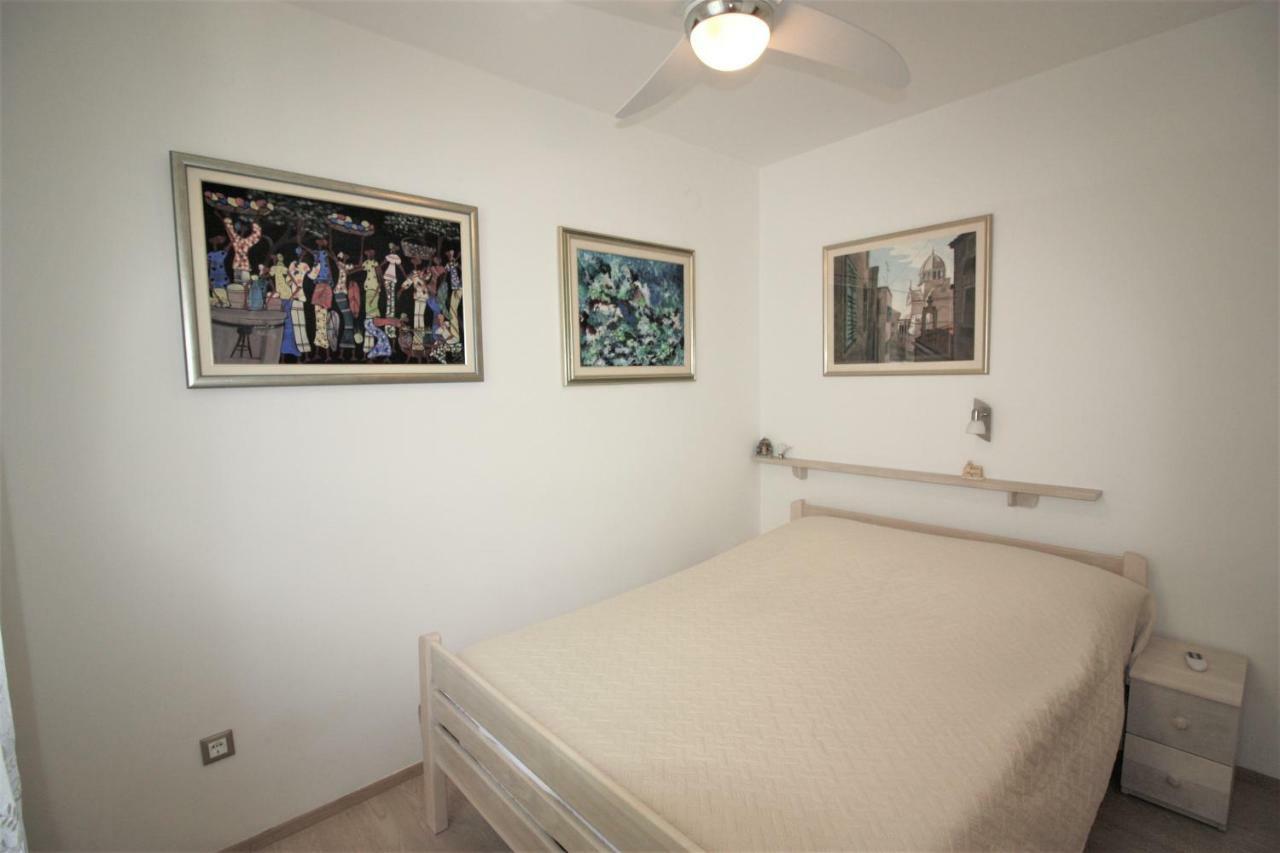 שיבניק Aurora Apartments מראה חיצוני תמונה